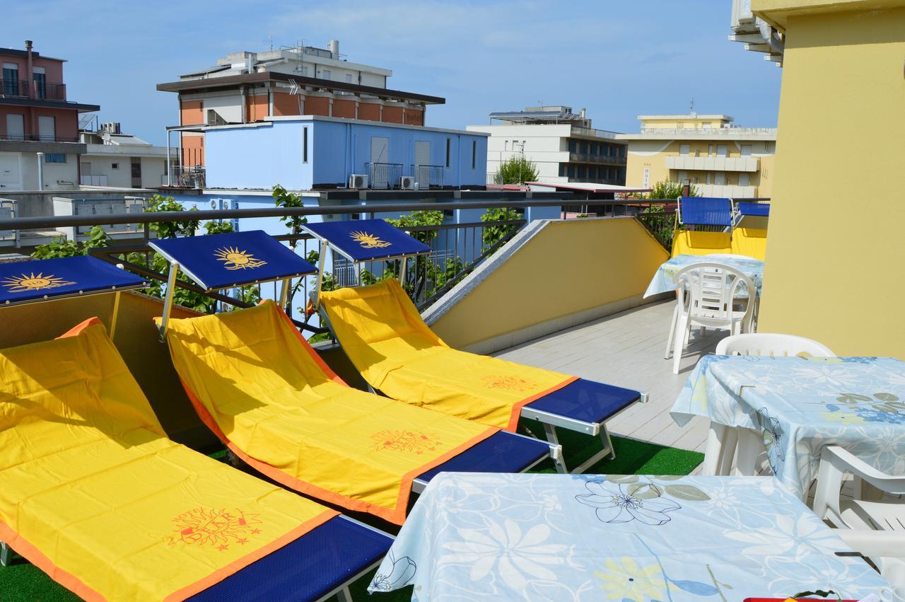Hotel Dear Rimini Exterior photo